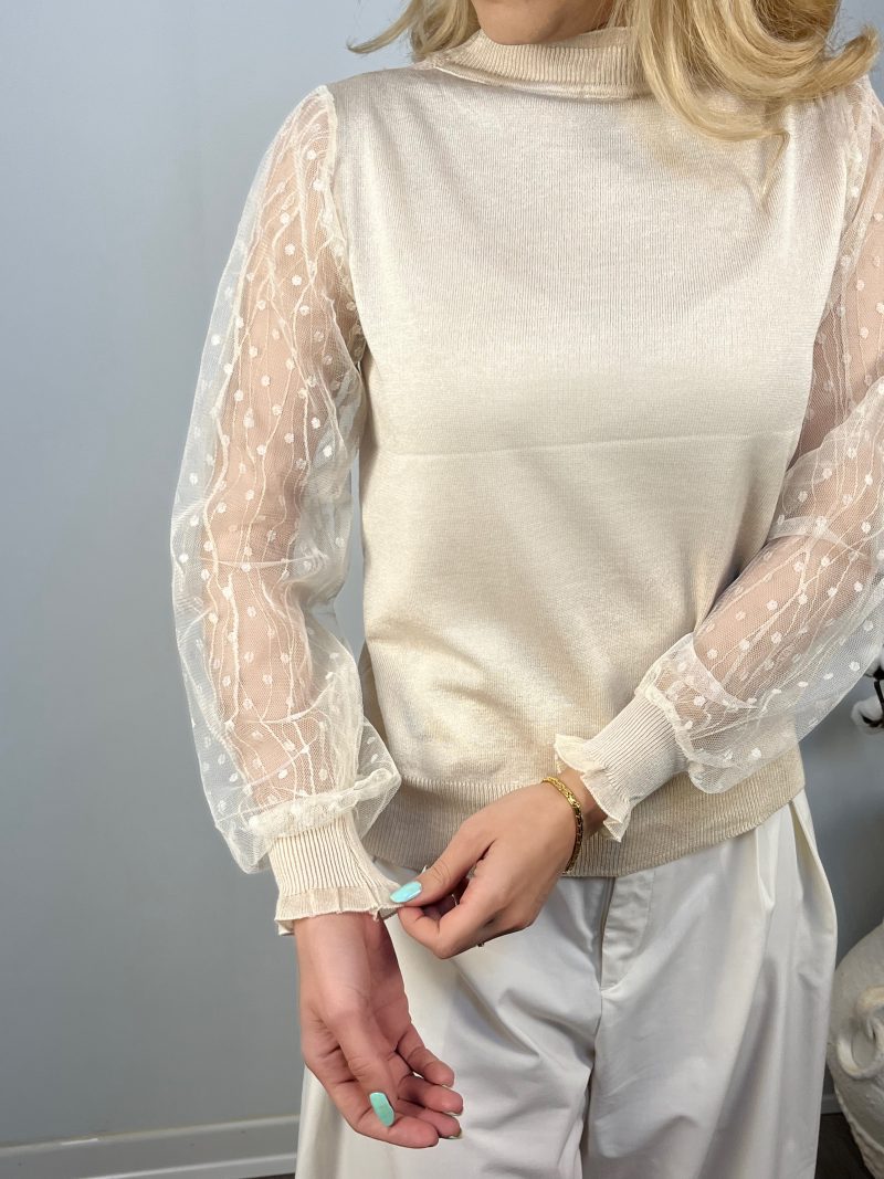 Facetune_05-10-2023-00-56-03 بلوز بافت آستین توری - Image 7