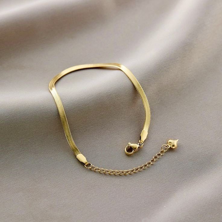 IMG_0533 دستبند هرینگبون آویز دار قلب - Image 1